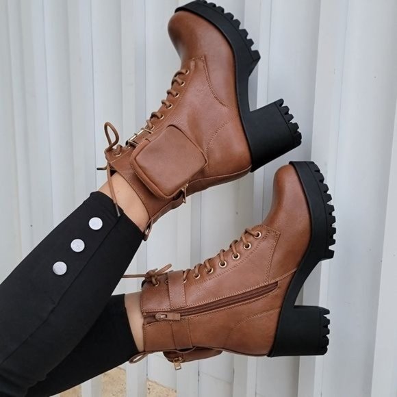 Shoes - Tan Women's Lug Sole Ankle Lace Up Heeled Ankle Boots w Pouch